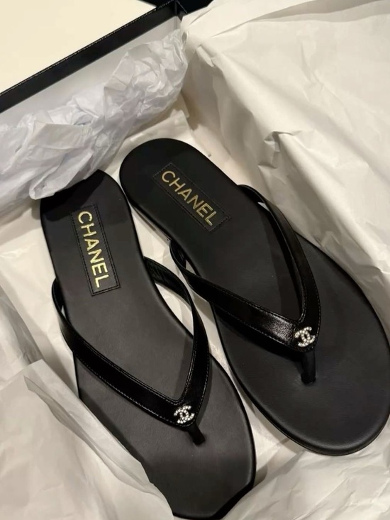 CHANEL Shoes - CHANEL Black Leather Thong Sandals with Crystal CC Charm